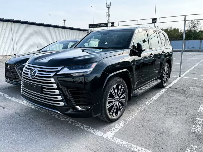 2017 Lexus LX 570